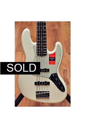 Fender American Professional Jazz Bass V Olympic White RW Fender American Professional Jazz Bass V Olympic White RW